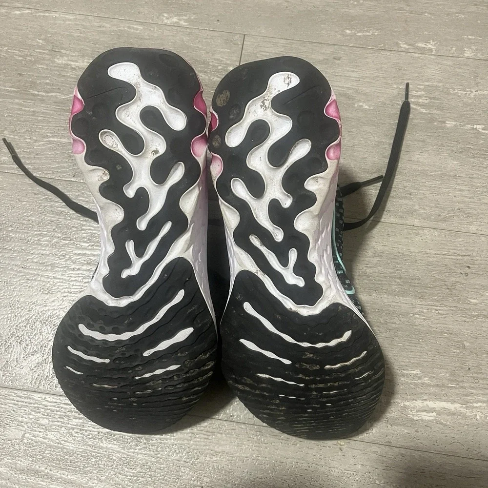 Nike Womens React Infinity Run Flyknit 3 DD3024 003 Black Running Shoes 7
